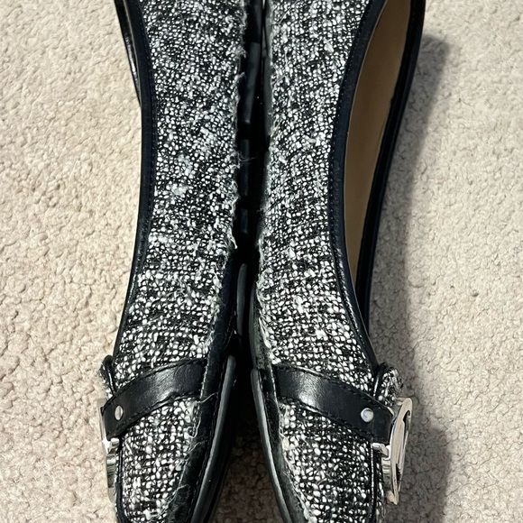 Michael Kors Blck/White Flats - Picture 3 of 6